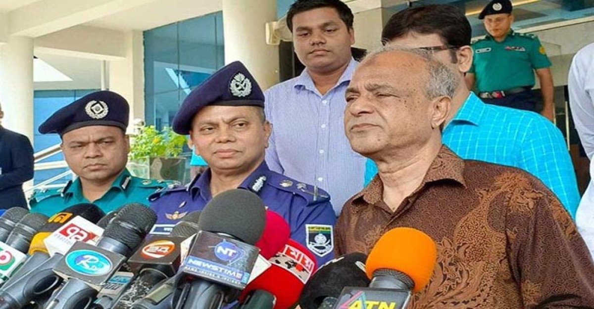 পুলিশ নয়, মামলা করছে জনগণ: স্বরাষ্ট্র উপদেষ্টা