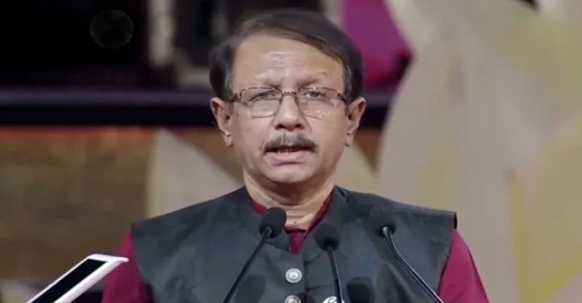 সাবেক প্রধানমন্ত্রীর উপদেষ্টা কামাল নাসের চৌধুরী গ্রেফতার