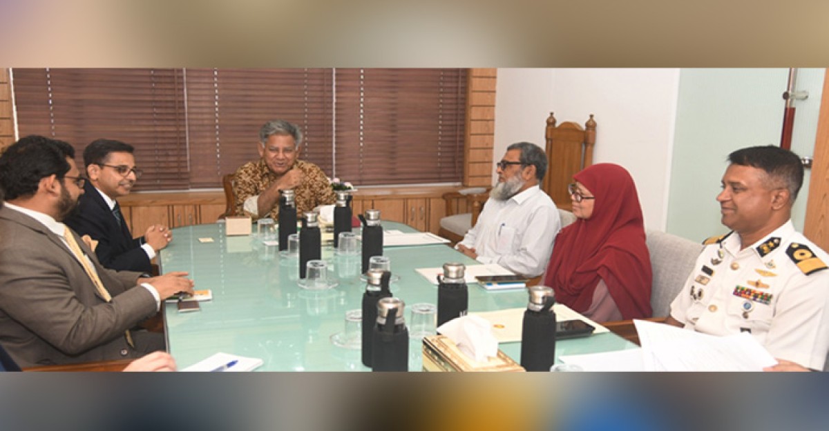 বাংলাদেশের জাতীয় স্বার্থ রক্ষাই বর্তমান সরকারের প্রথম অগ্রাধিকার: নৌ উপদেষ্টা