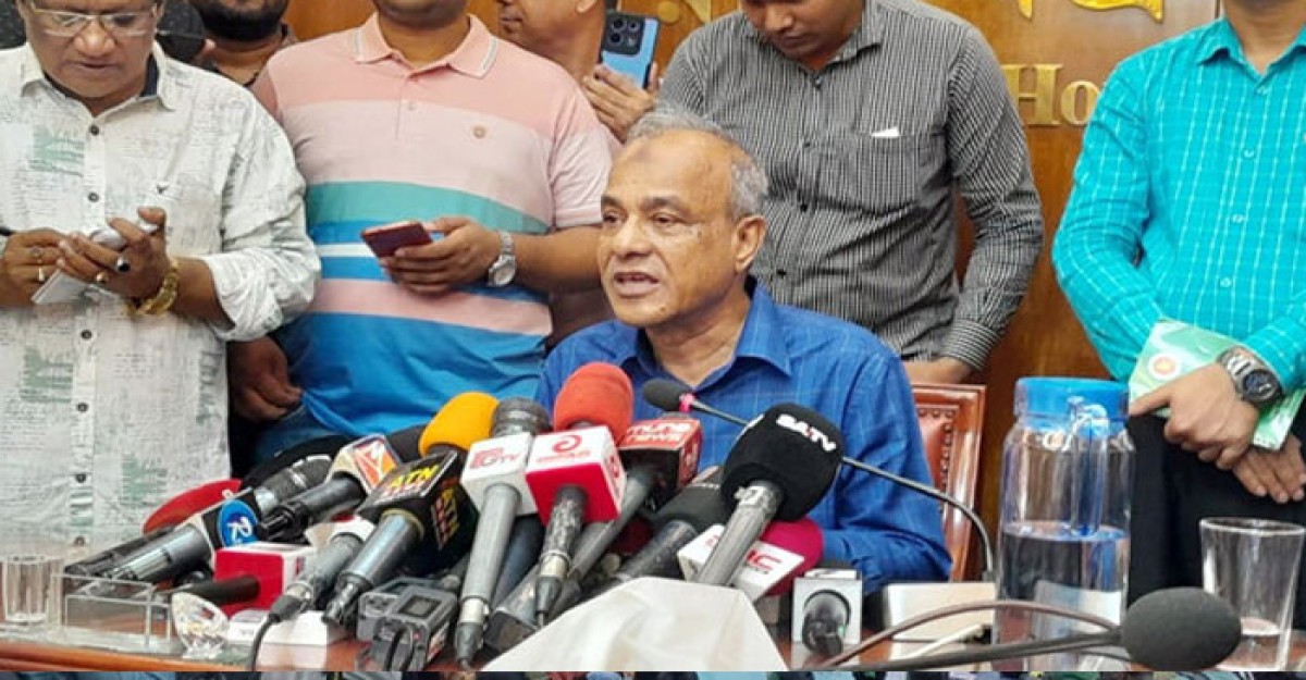 রাজনৈতিক নয়, শৃঙ্খলাভঙ্গের দায়েই ২৫২ এসআইকে অব্যাহতি: স্বরাষ্ট্র উপদেষ্টা