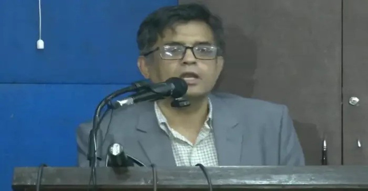 কোনো গণমাধ্যম বন্ধ হবে না: শফিকুল আলম