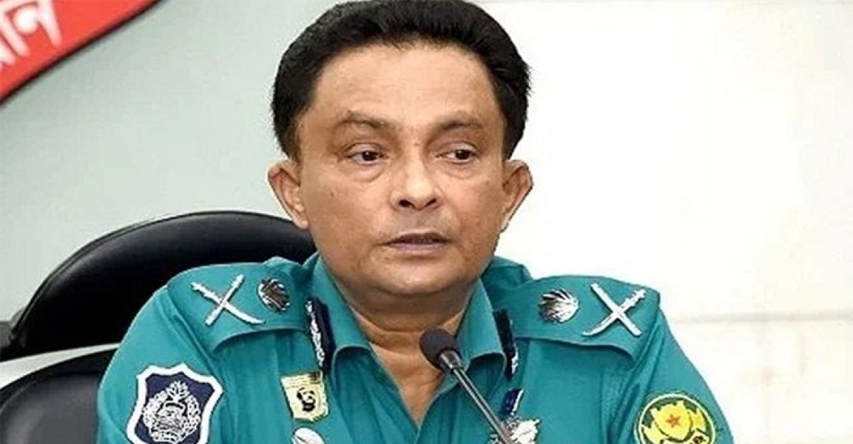 ব্যাংকক যাওয়ার পথে বিমানবন্দরে আটক ডিএমপির সাবেক কমিশনার