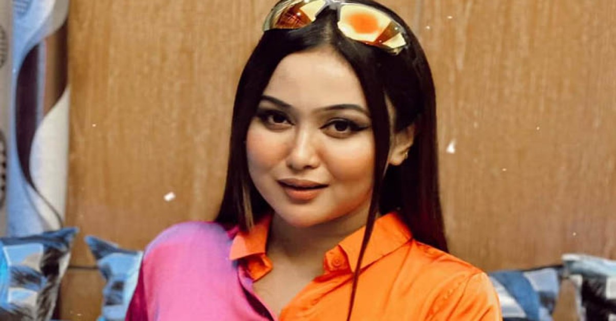 কিছু জিনিস এই দেশে জীবন দিয়েও পরিবর্তন হবে না: চমক