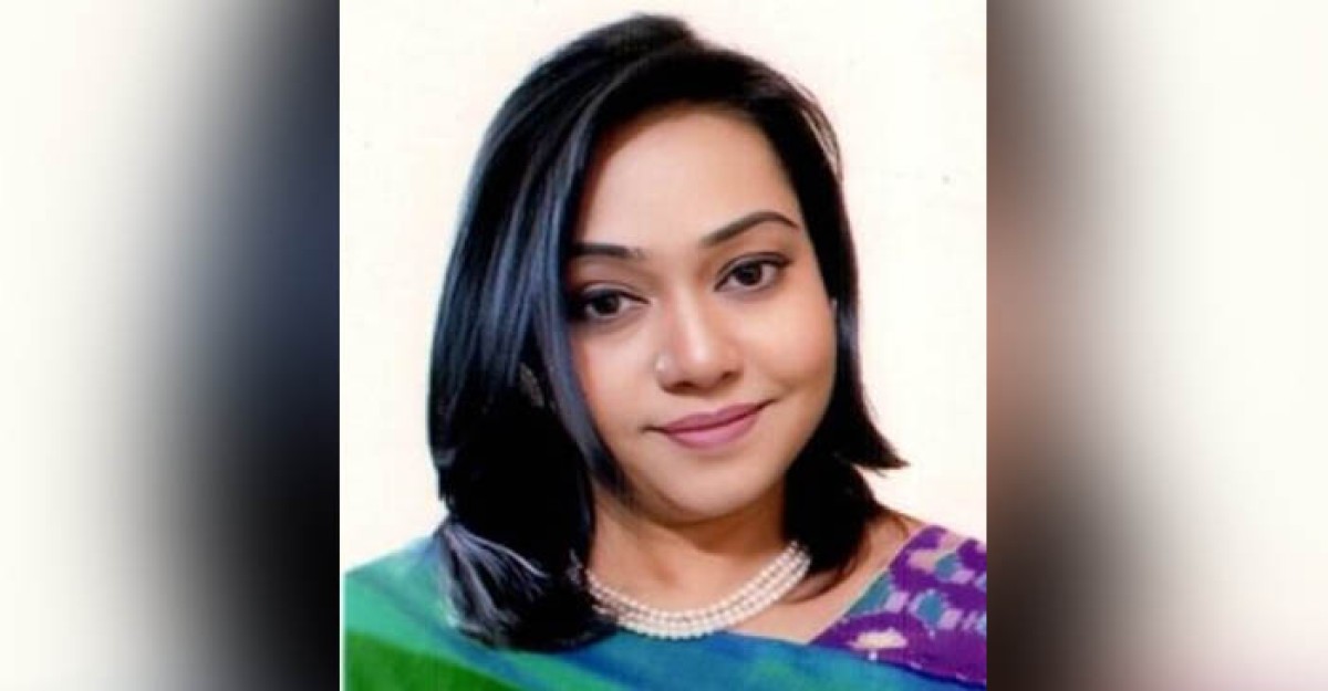 সরকারি কর্মকর্তাদের পেশাদারিত্বের সঙ্গে দায়িত্ব পালন করতে হবে