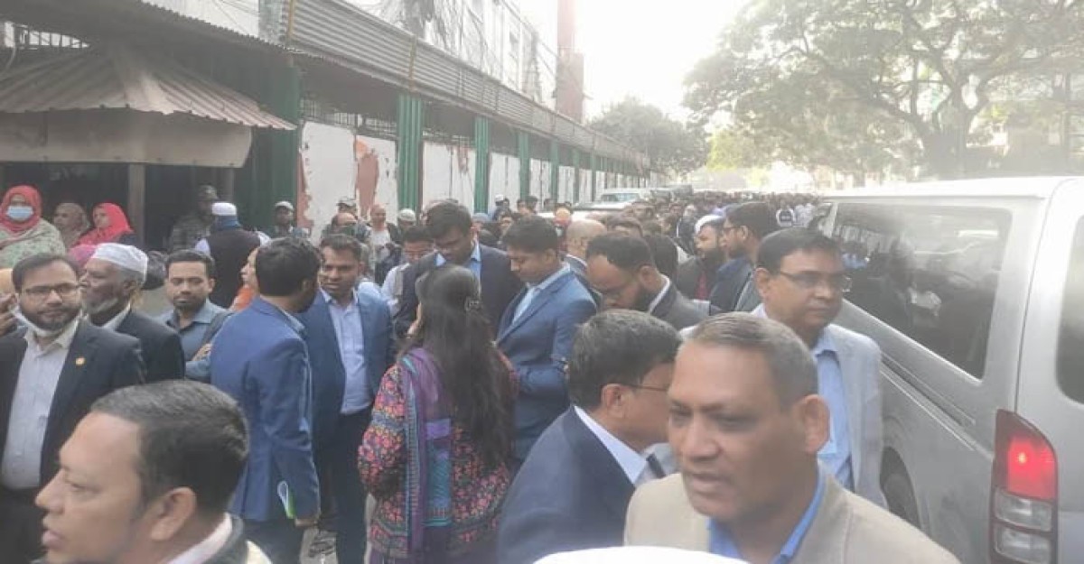 ভয়াবহ অগ্নিকাণ্ডে বিদ্যুৎহীন সচিবালয়, দাপ্তরিক কার্যক্রম বন্ধ