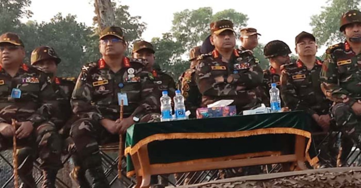 তারাকান্দায় সেনা প্রধানের শীতবস্ত্র বিতরণ ও মহড়া পরিদর্শন