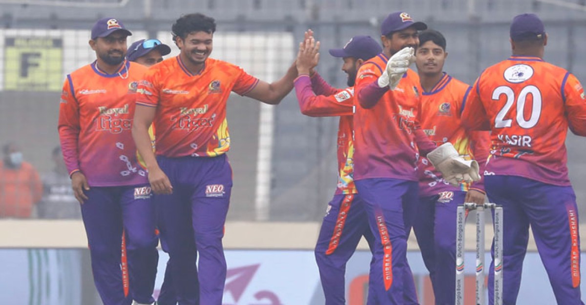 পারিশ্রমিক না পেয়ে অনুশীলন বয়কট দুর্বার রাজশাহীর