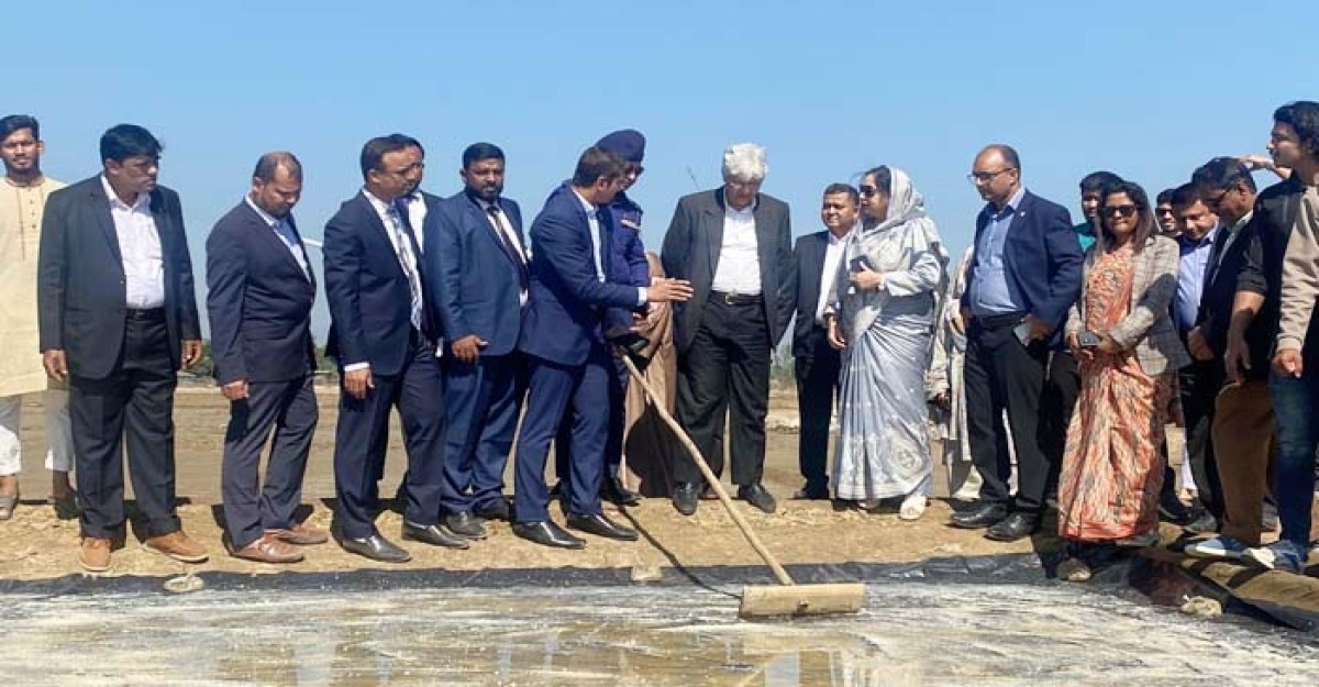 লবণ শিল্পের উন্নয়ন ও উৎপাদনে স্বয়ংসম্পূর্ণতা অর্জনে সরকার কাজ করছে: শিল্প উপদেষ্টা