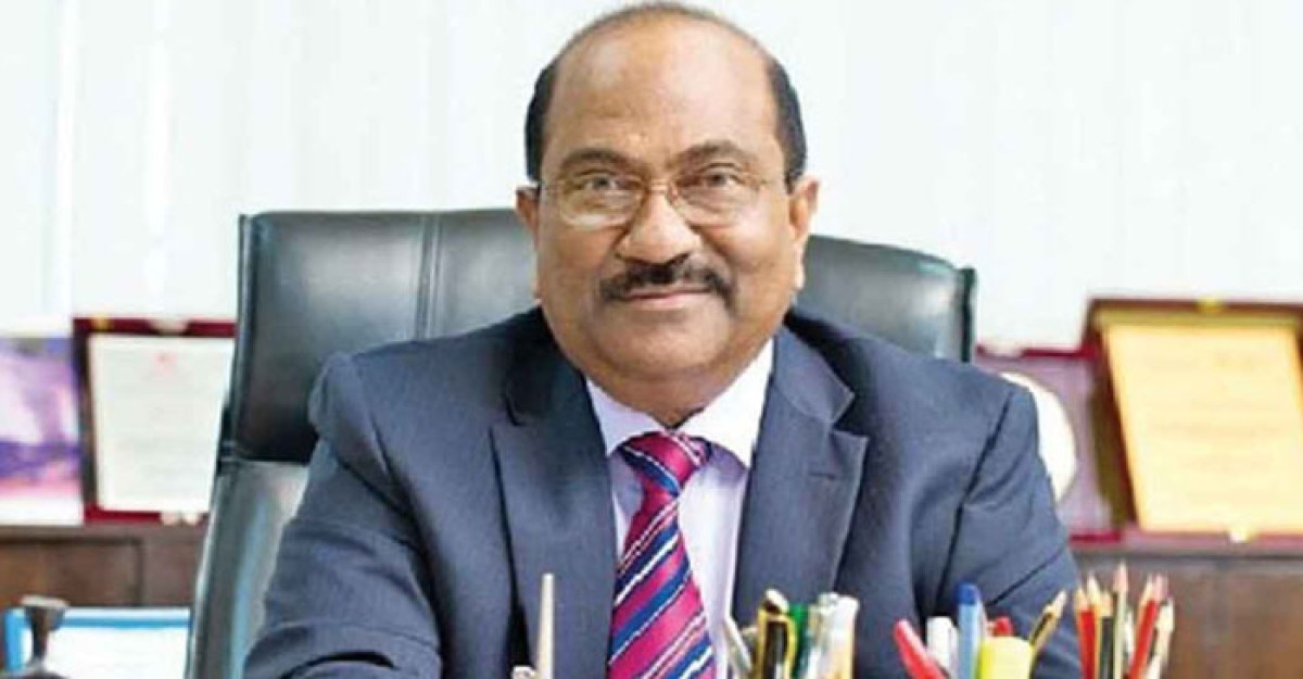 এসকে সুরের বাসায় দুদকের অভিযান