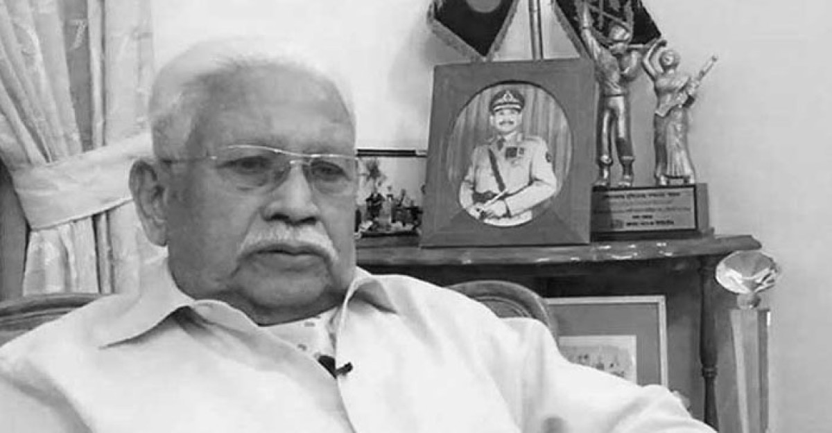 কে এম সফিউল্লাহ মারা গেছেন