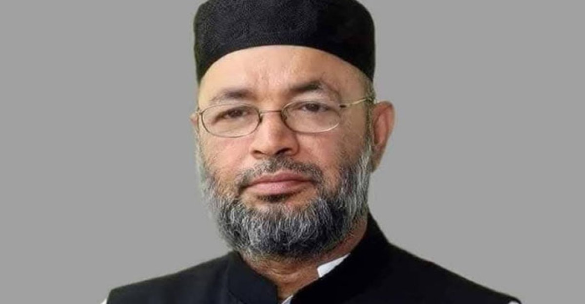 বসুন্ধরা থেকে সাবেক ত্রাণ প্রতিমন্ত্রী ডা. এনামুর গ্রেফতার