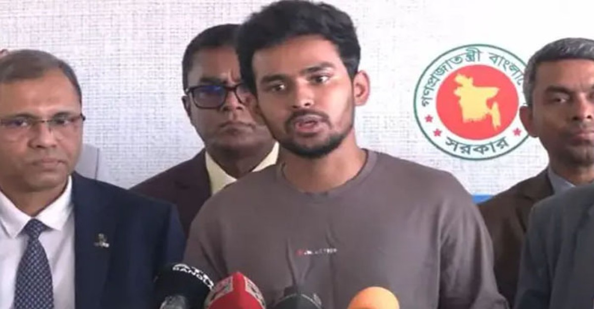 ‘অতিরিক্ত চাপ’ থেকে ডিসিরাও আগে স্থানীয় সরকার নির্বাচন চায়: আসিফ মাহমুদ