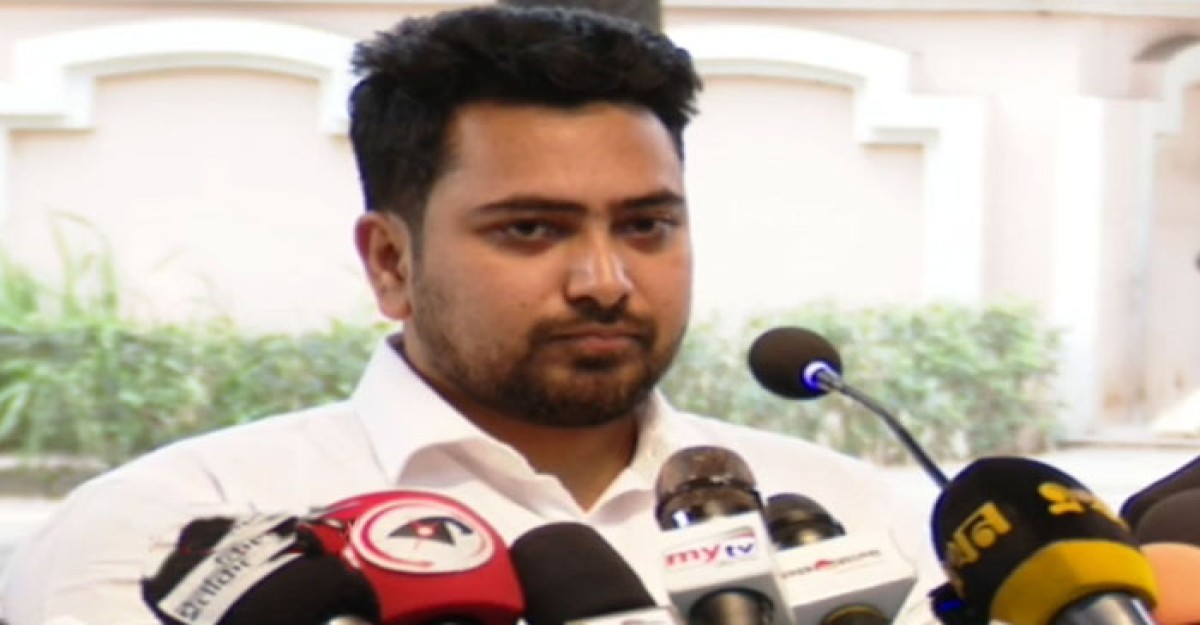 সরকারে থাকার চেয়ে রাজপথে থাকা বেশি প্রয়োজন: নাহিদ ইসলাম