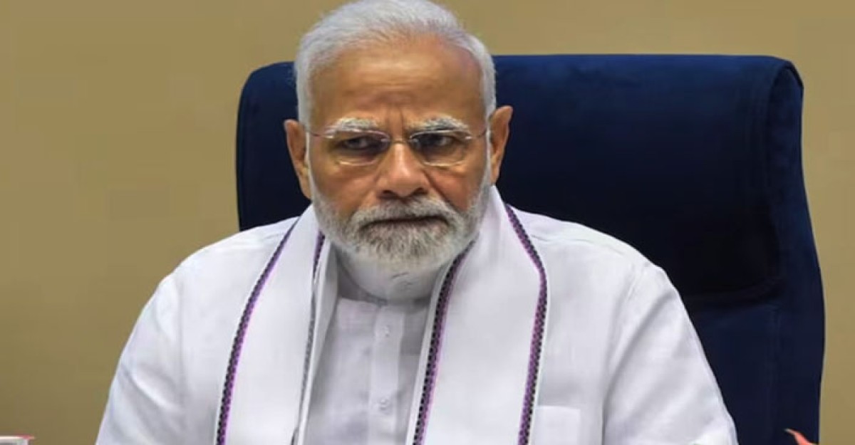 কাশ্মিরে জঙ্গি হামলা, সৌদি থেকে তড়িঘড়ি করে ভারতে ফিরলেন মোদি