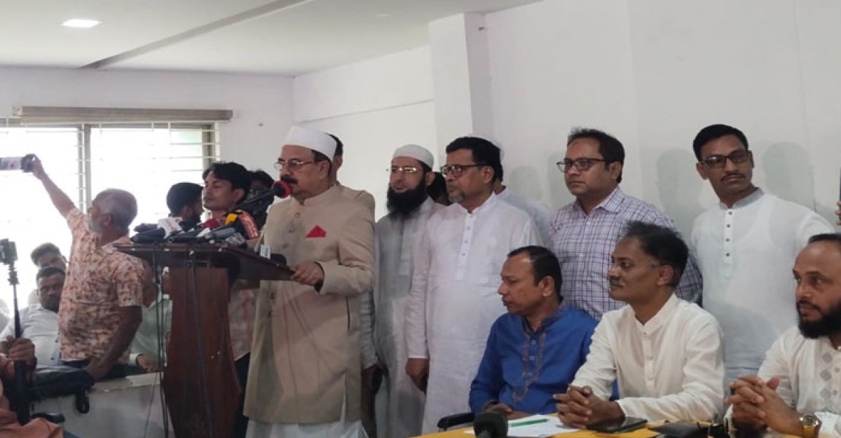 রাজনৈতিক দল নিষিদ্ধ সব সমস্যার সমাধান নয় : গয়েশ্বর