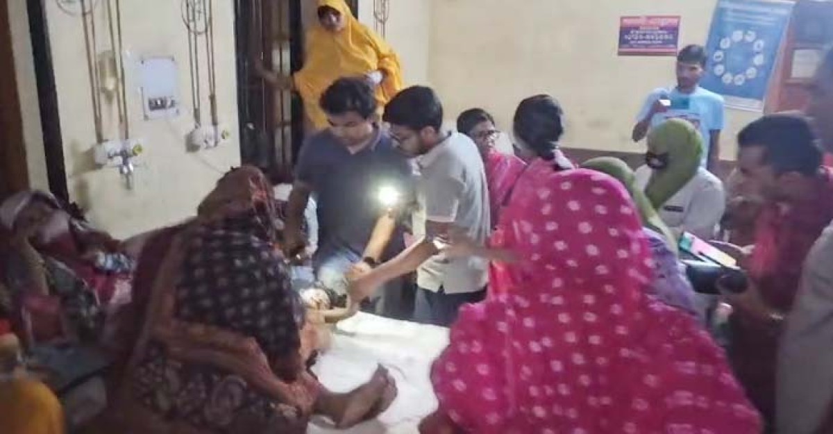 কুষ্টিয়ায় স্ত্রী-দুই সন্তানকে ছুরিকাঘাত করে স্বামীর আত্মহত্যার চেষ্টা স্ত্রী নিহত