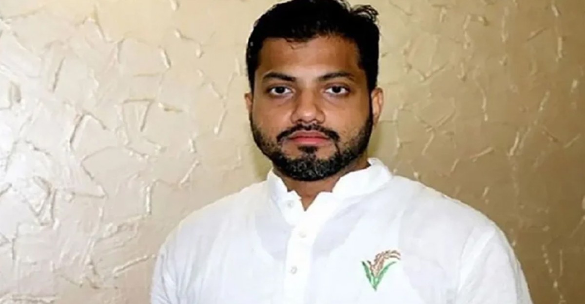 ফেসবুকে ক্ষমা চাইলেন বিএনপি নেতা ইশরাক হোসেন