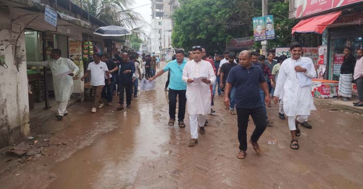 সাভারে বিএনপি’র ৩১ দফা বাস্তবায়নের লক্ষ্যে লিফলেট বিতরণ