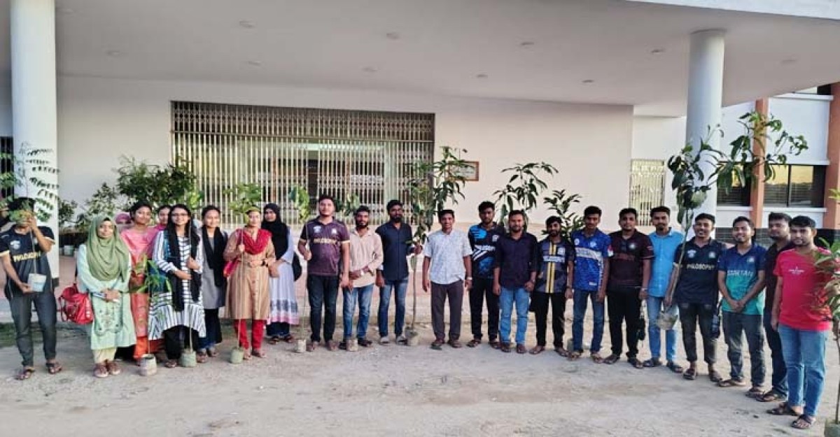 গাছ লাগালে, যত্ন নিলে পাঁচ নাম্বার পাবে শিক্ষার্থীরা