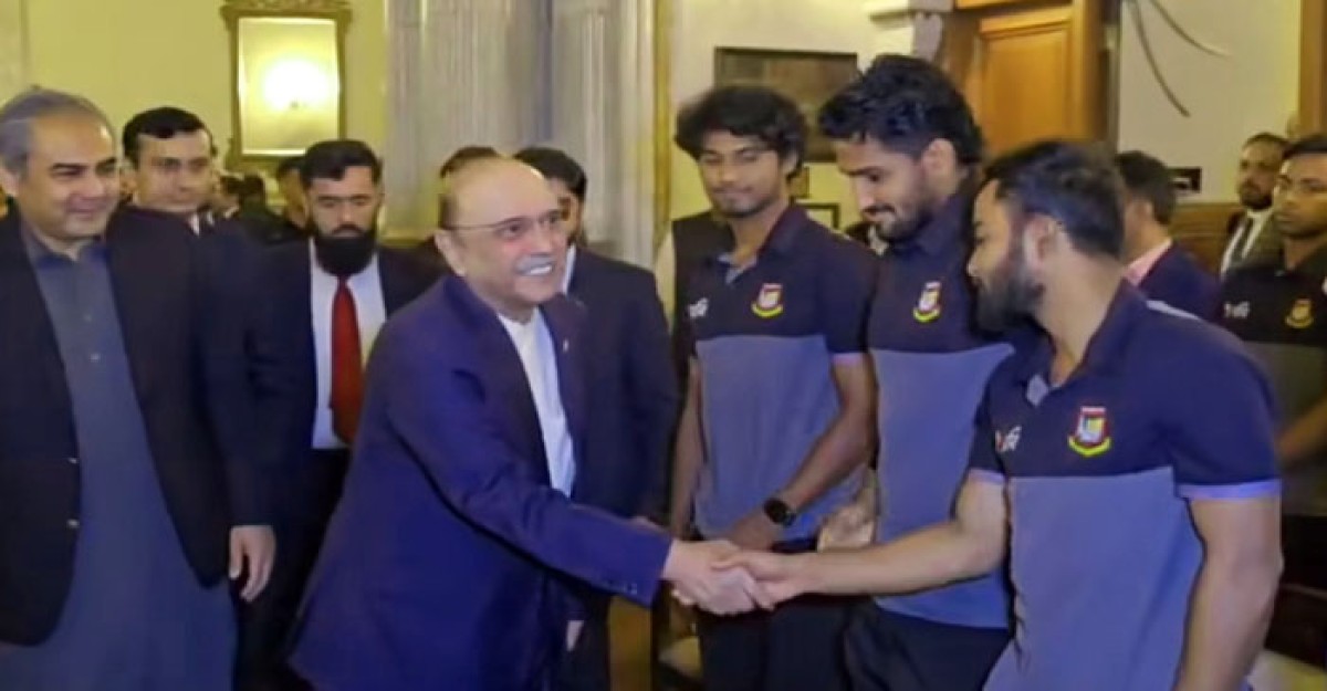 একাত্তরের ব্যথা অনুভব করেন পাকিস্তানের প্রেসিডেন্ট
