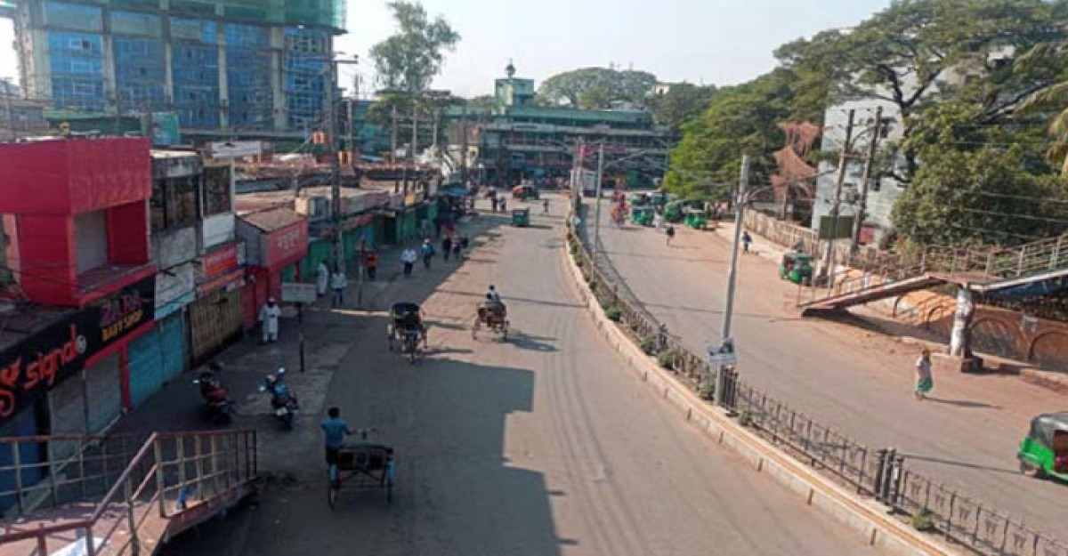 ঈদের ছুটিতে রাজধানীতে নেমে এসেছে নীরবতা