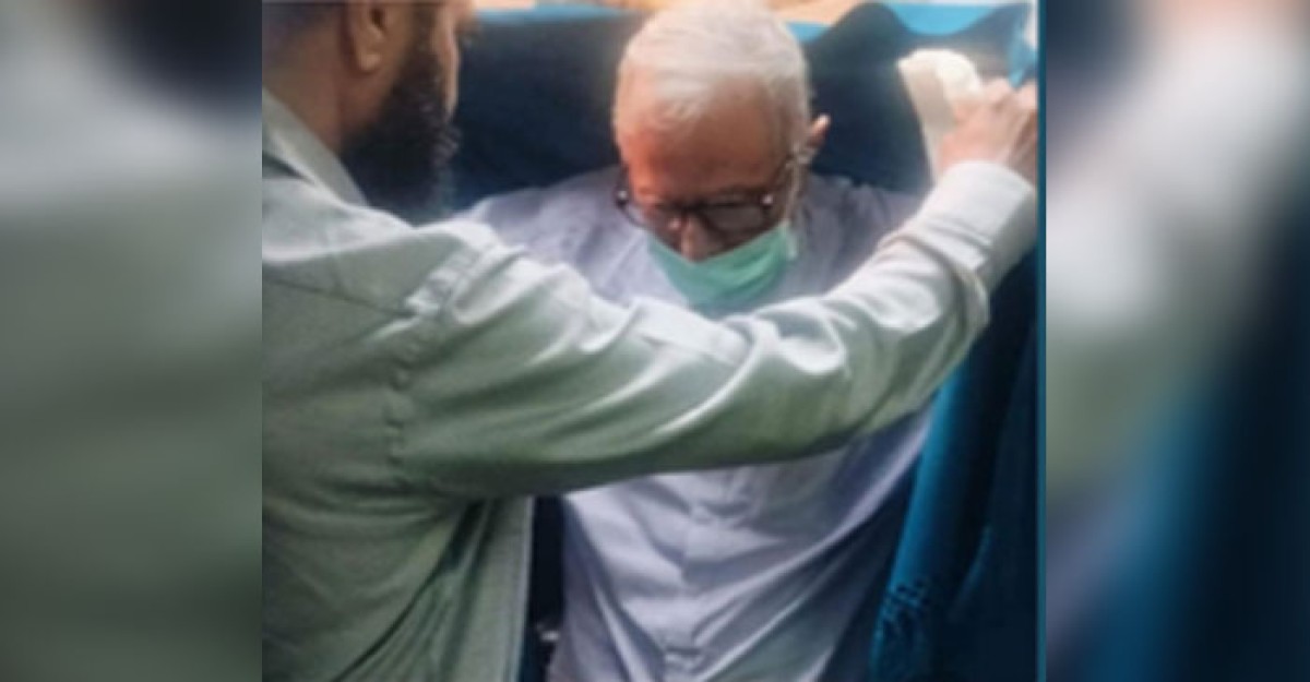 এক ঘণ্টার ইমিগ্রেশন শেষে বিমানবন্দর ছাড়লেন আবদুল হামিদ