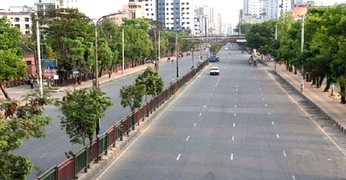 ঈদের চতুর্থ দিনেও ফাঁকা ঢাকা, বাসে নেই ভিড়