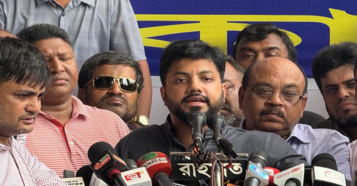 নগর ভবনে জরুরি সেবা চালু থাকবে, আন্দোলনও চলবে: ইশরাক