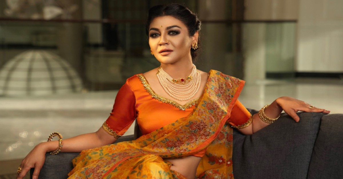 পৃথিবীর অন্য কোনো শহরকে কলকাতার মতো মনে হয় না: জয়া
