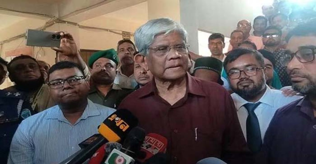 সঞ্চয়পত্রের মুনাফা বাড়ালে ব্যাংকে আর কেউ টাকা রাখবে না: অর্থ উপদেষ্টা
