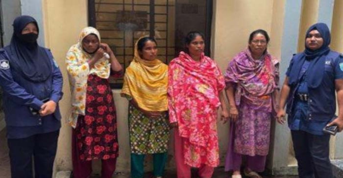 সোনারগাঁয়ে গাঁজাসহ ৪ নারী মাদক কারবারি গ্রেফতার