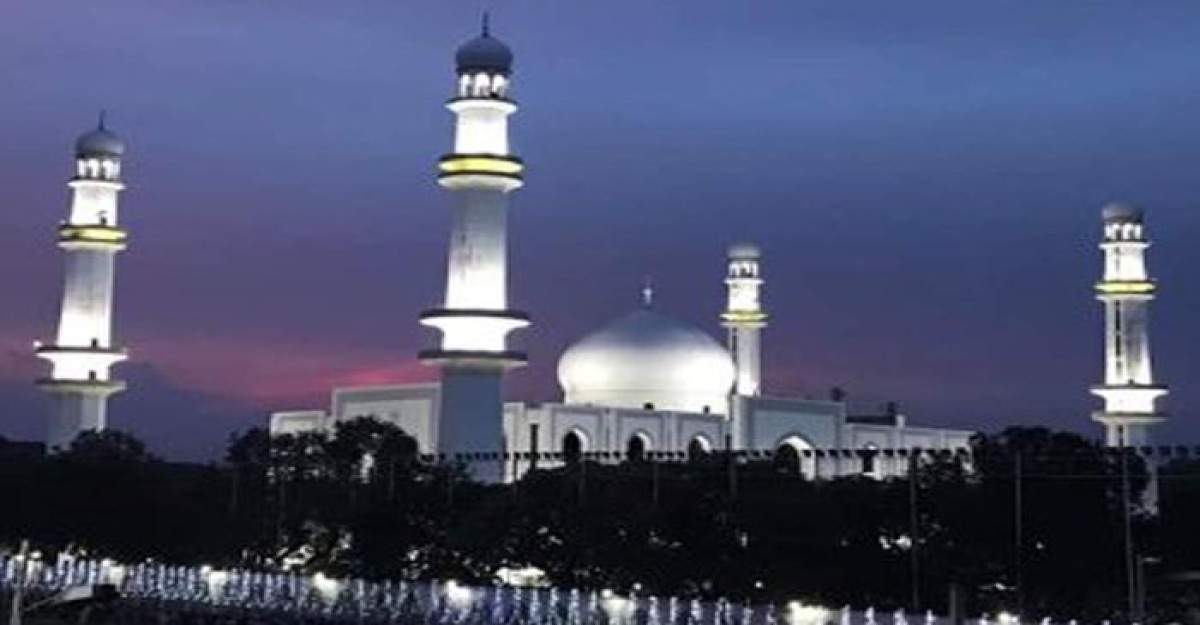 তাহাজ্জুদে সিজদা দীর্ঘ করার ব্যাপারে হাদিসে যা বলা হয়েছে