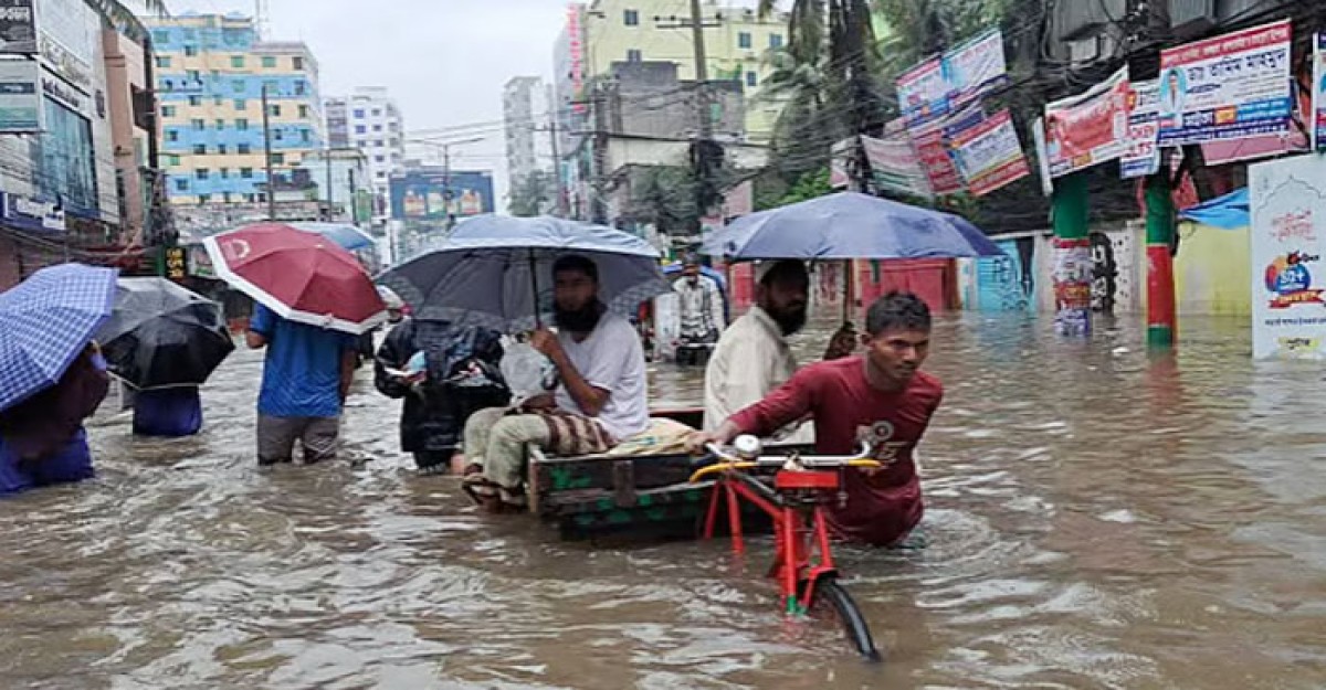 ভারতের উজানের ঢলের পানিতে ফেনীতে ডুবলো ৩০ গ্রাম