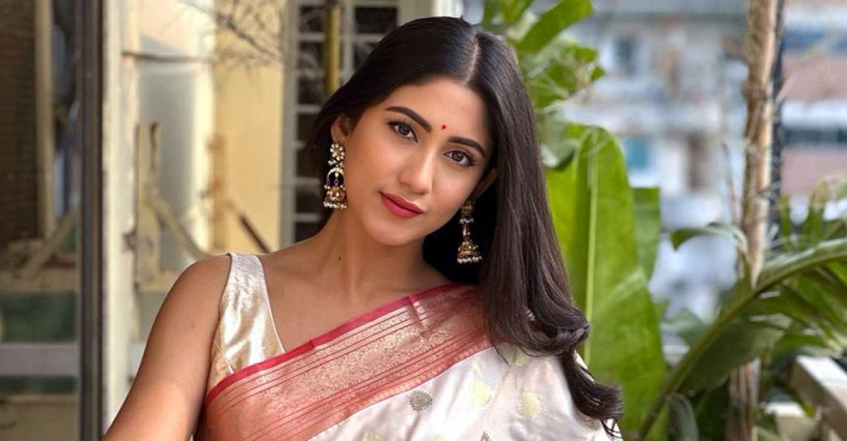 নিজেকে আরও বড় জায়গায় দেখতে চাই: সাফা কবির