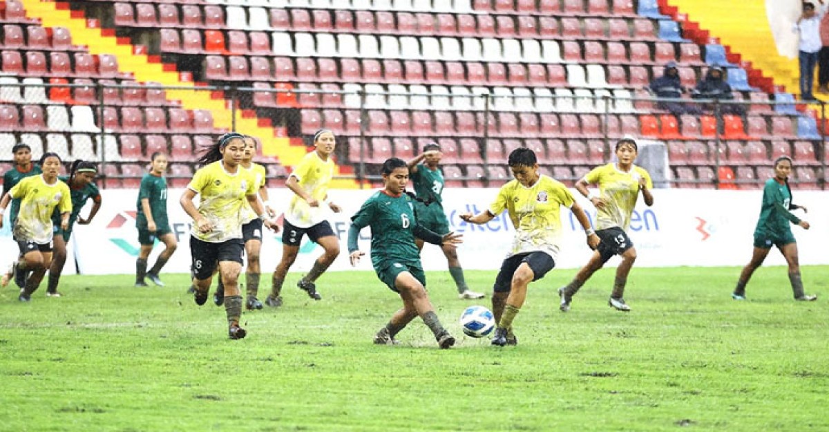 হাফটাইমে ভেন্যু পরিবর্তনের নজিরবিহীন ঘটনা সাফ অনূর্ধ্ব-২০ নারী টুর্নামেন্টে