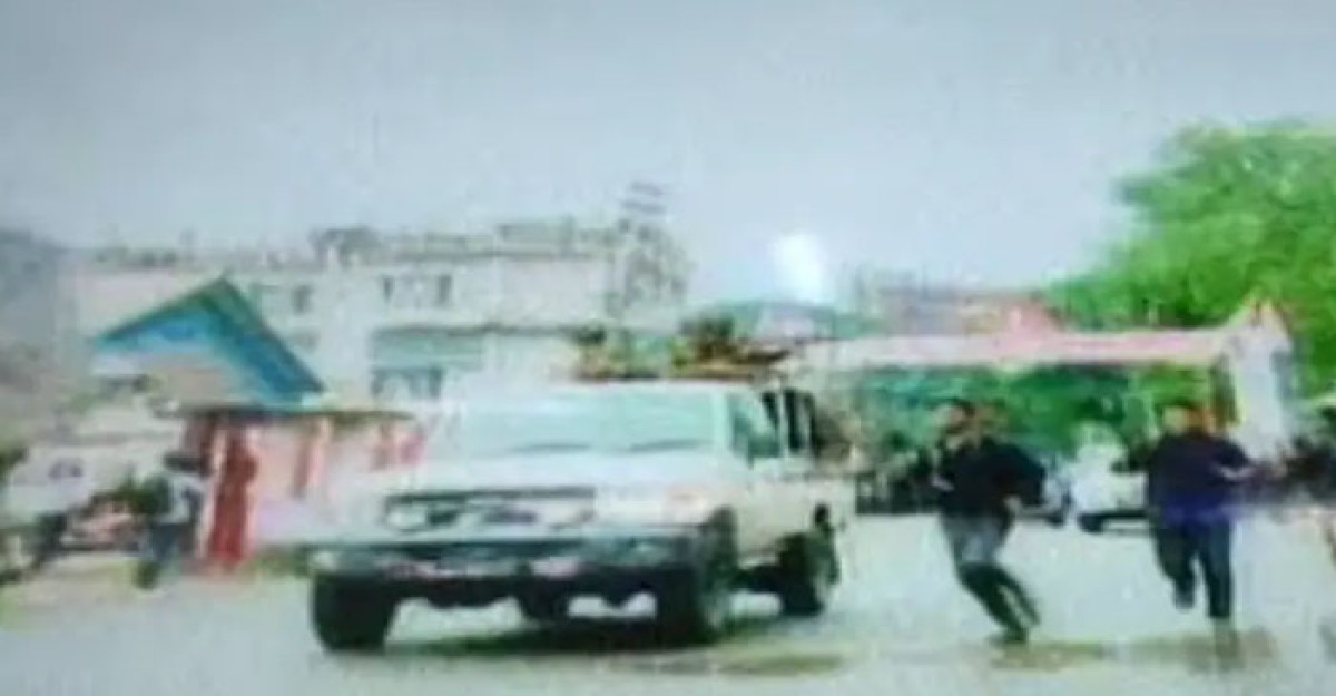গোপালগঞ্জে এনসিপির গাড়িবহরে ছাত্রলীগের হামলা, রণক্ষেত্র শহর