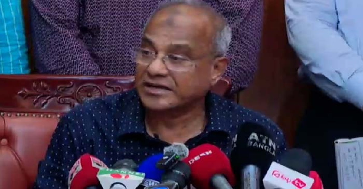 আইনশৃঙ্খলা পরিস্থিতি সম্পূর্ণ নিয়ন্ত্রণে রয়েছে: স্বরাষ্ট্র উপদেষ্টা
