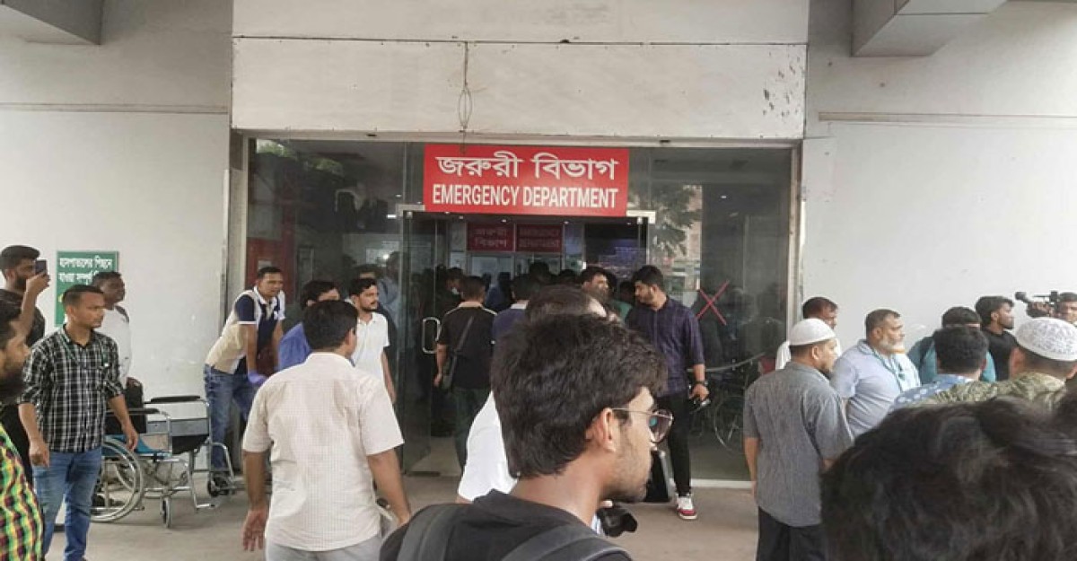 উত্তরায় বিমান বিধ্বস্ত: নারী-শিশুসহ দগ্ধ ২৬, নিহত ১