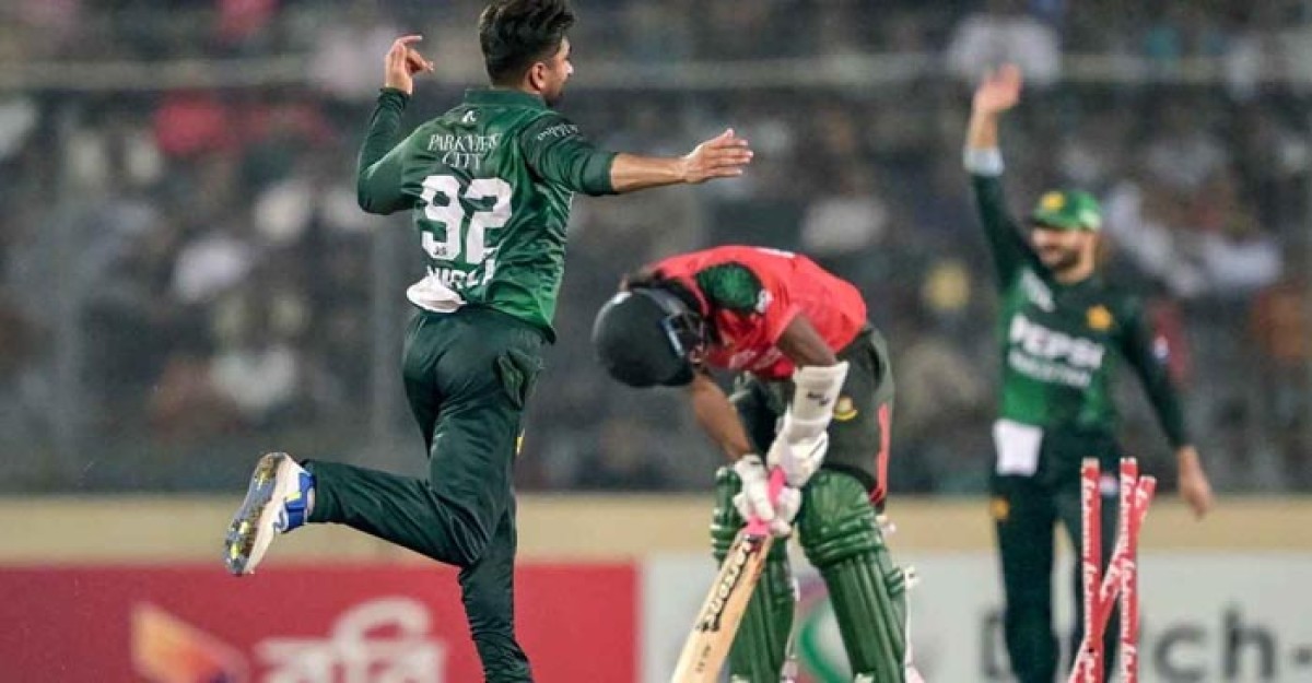 ব্যাটিং বিপর্যয়ে পাকিস্তানকে হোয়াইটওয়াশ করা হলো না টাইগারদের
