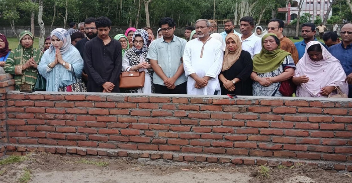 মাহেরীন চৌধুরী শিক্ষকই নন, তিনি একজন গর্বিত মা: আফরোজা আব্বাস