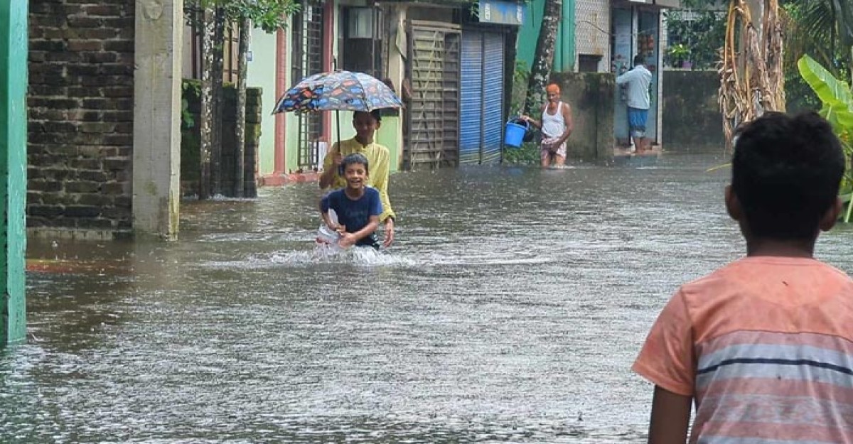 ৩ বিভাগে অতিভারী বৃষ্টির আভাস