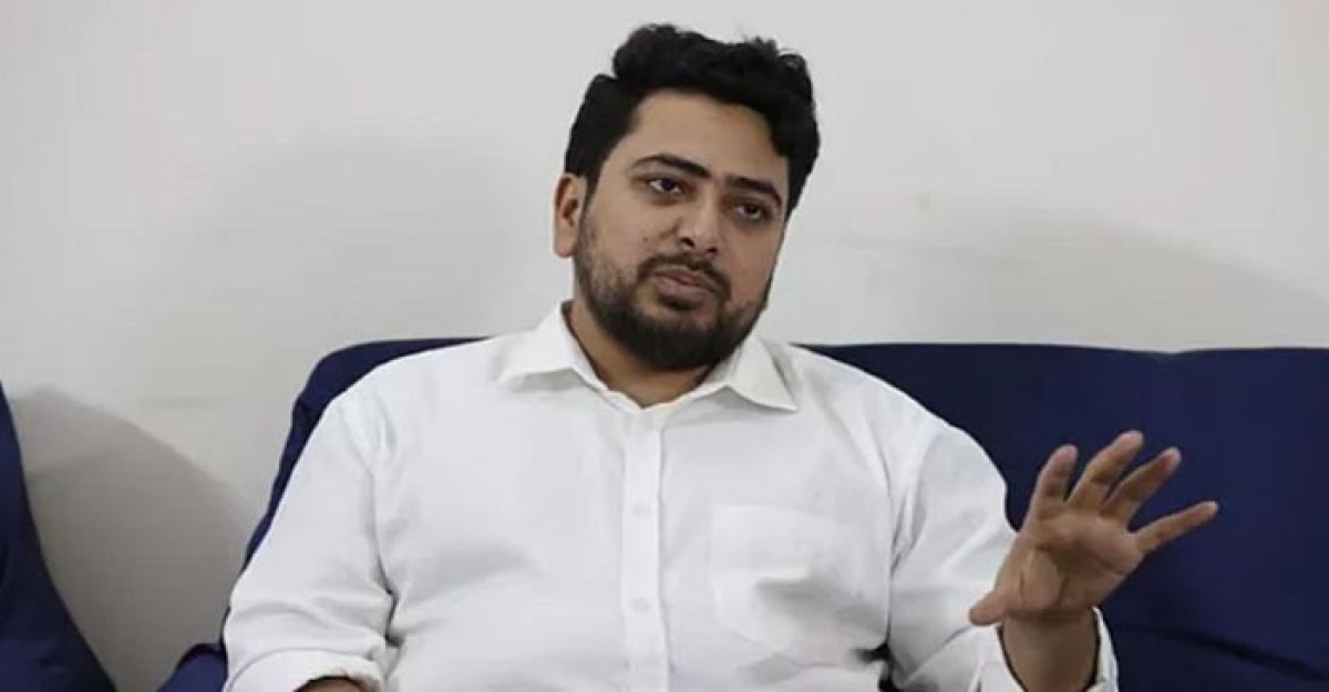 নির্বাচিত সংসদের হাতে সংস্কার কার্যক্রম ছেড়ে দেব না: নাহিদ ইসলাম