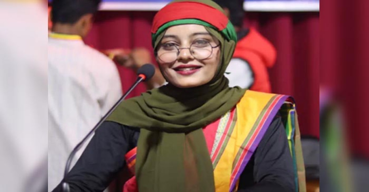 ‘দুঃসহ অভিজ্ঞতা’ নিয়ে পদত্যাগ করলেন আলোচিত নেত্রী লিজা