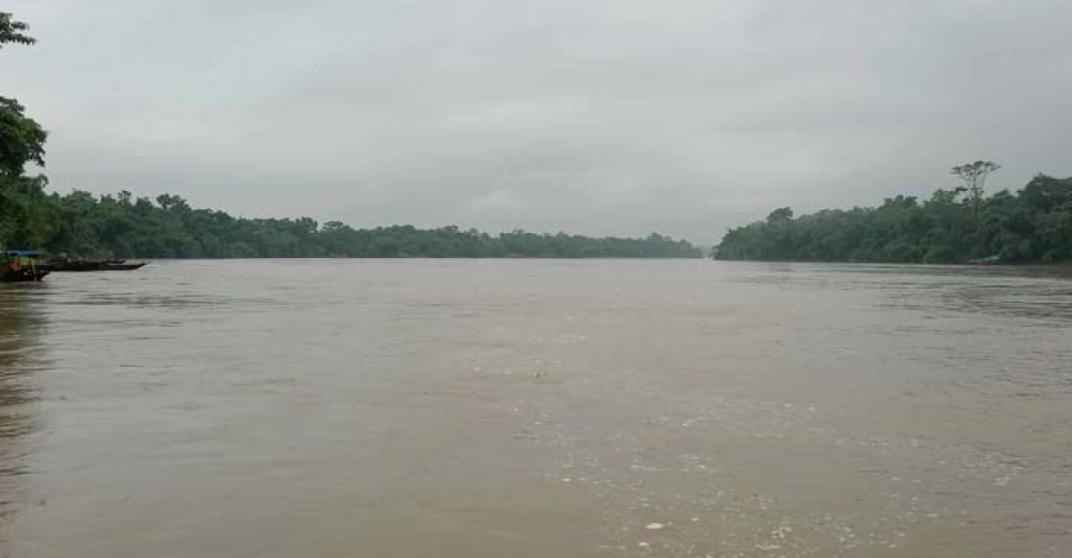 চেলা নদীর হঠাৎ বন্যায় সুনামগঞ্জের নরসিংপুরে আতঙ্ক