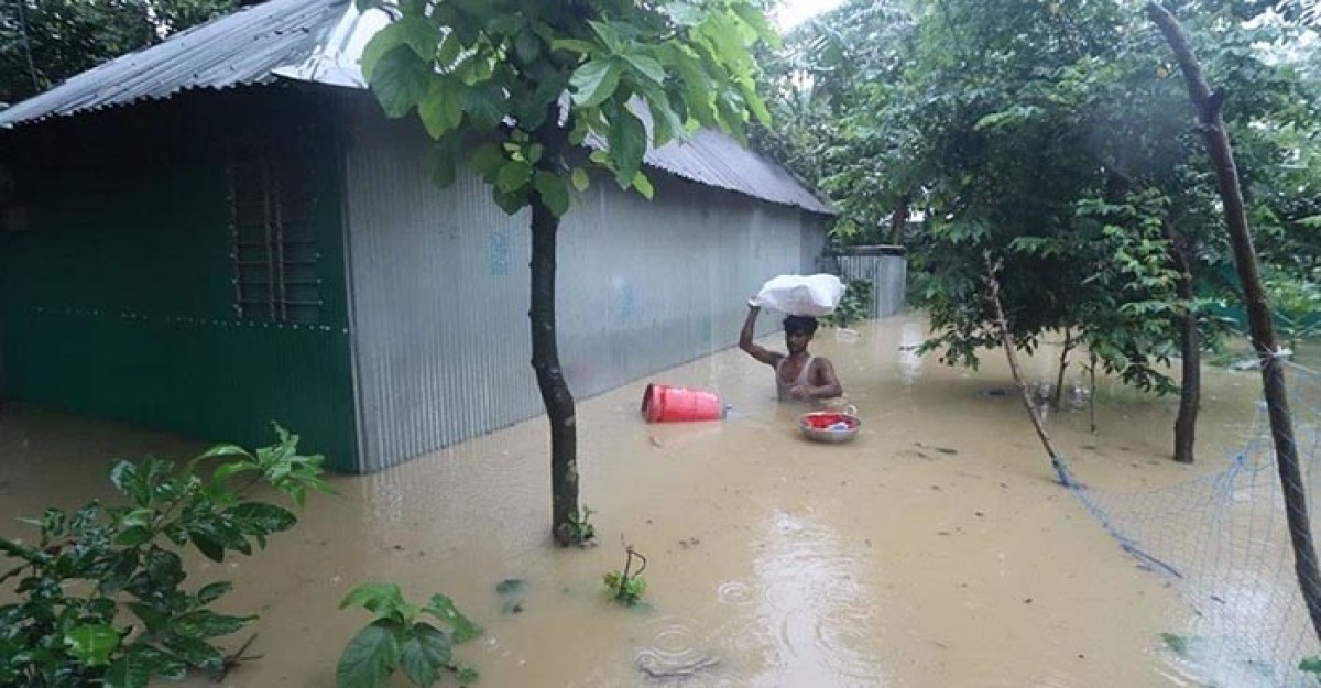 অতিভারী বৃষ্টিপাতের পূর্বাভাস, যে সব জেলায় বন্যার সতর্কতা