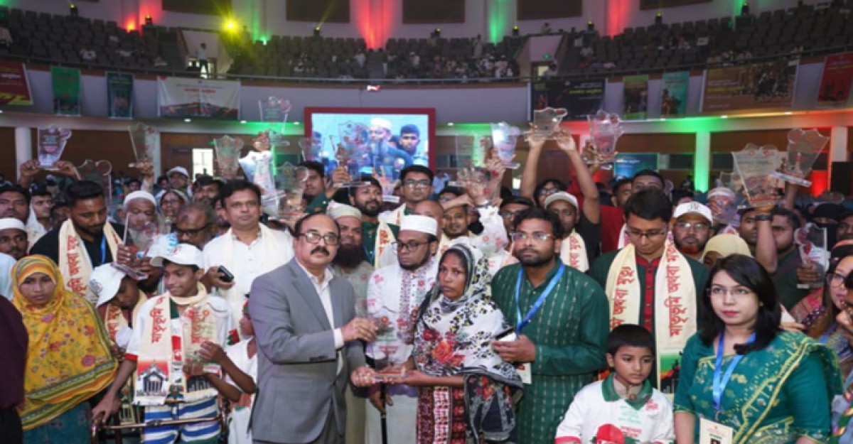 ৮২ শহিদ পরিবার, ১৪৮৩ জুলাই যোদ্ধাকে সংবর্ধনা দিল ঢাকা জেলা প্রশাসন