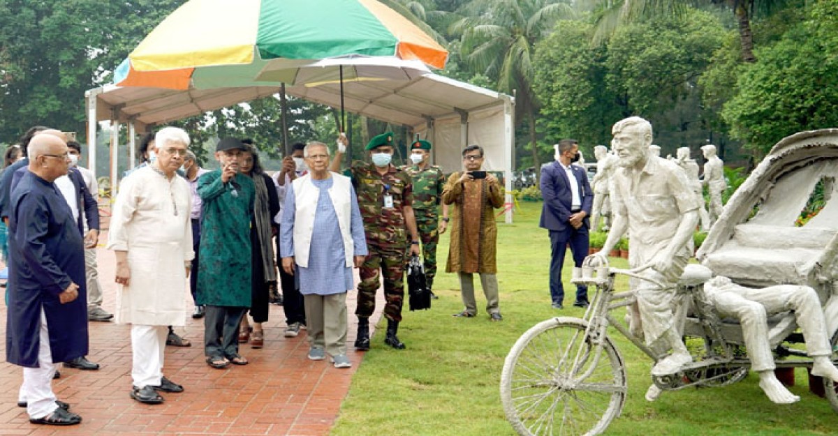 জুলাই স্মৃতি জাদুঘরের অগ্রগতি পরিদর্শন করলেন প্রধান উপদেষ্টা