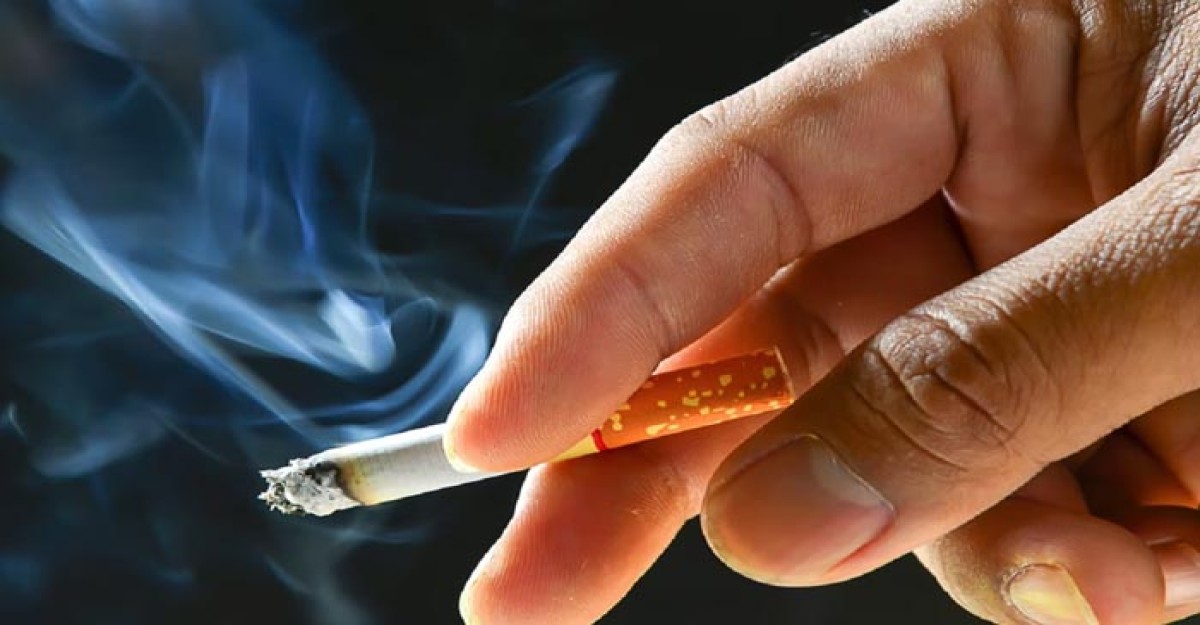 সিগারেট খেলে কি ৪০ দিন নামাজ আদায় হয় না?