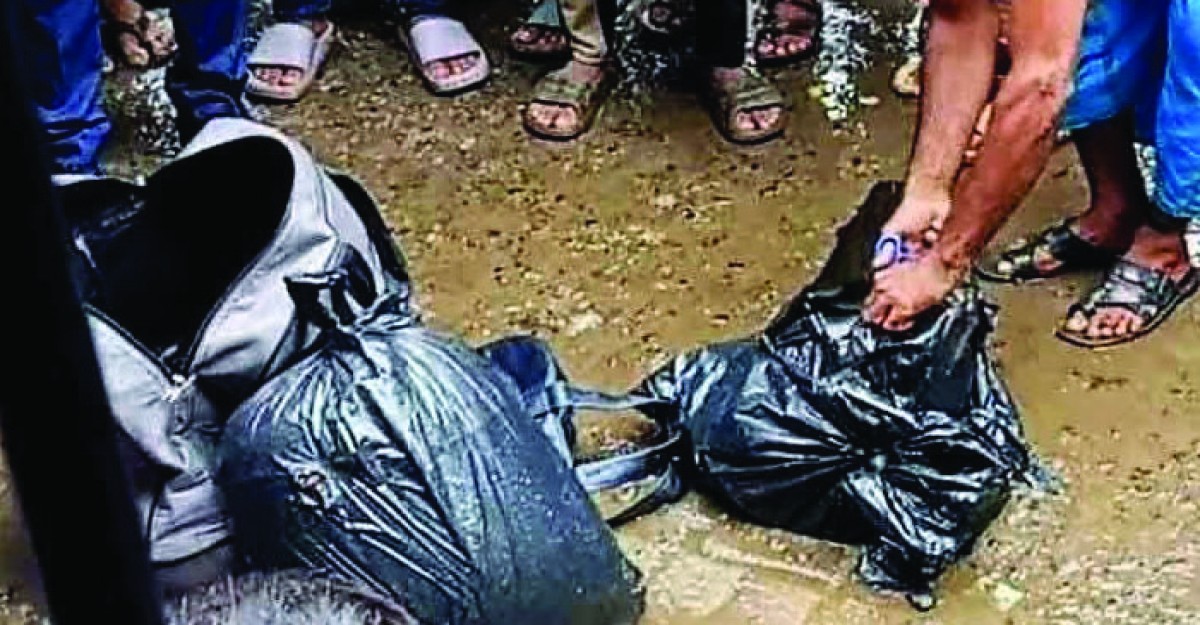 টঙ্গীতে ট্রাভেল ব্যাগ থেকে অজ্ঞাত ব্যক্তির খণ্ডিত মরদেহ উদ্ধার