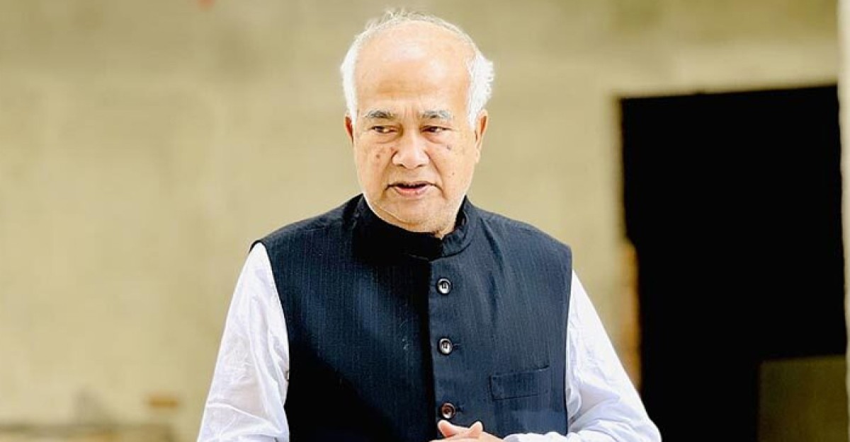 অসুস্থ হয়ে আইসিইউতে ইঞ্জিনিয়ার মোশাররফ হোসেন